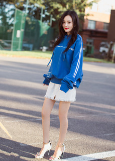 Xiaolu Li feet photo 6
