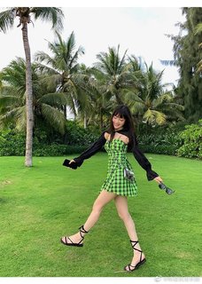 Xiaolu Li feet photo 5