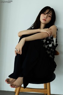 Xiaolu Li feet photo 16