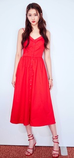Xiaotong Guan feet photo 13