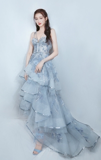 Xiaotong Guan feet photo 11