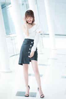 Xiaotong Mao feet photo 2