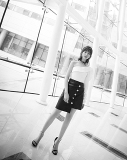 Xiaotong Mao feet photo 14