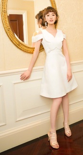 Xiaotong Mao feet photo 4