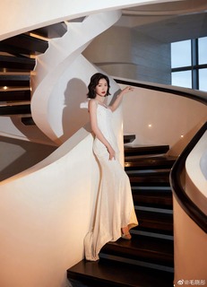 Xiaotong Mao feet photo 9