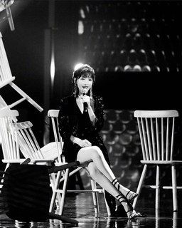 Xiaotong Mao feet photo 2