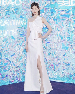 Xiaotong Mao feet photo 18