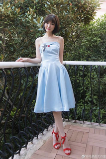 Xiaotong Mao feet photo 15