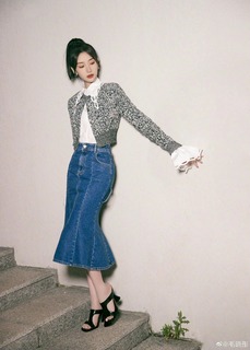 Xiaotong Mao feet photo 17