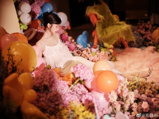 Xiaotong Mao feet photo 14