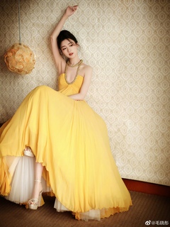 Xiaotong Mao feet photo 12