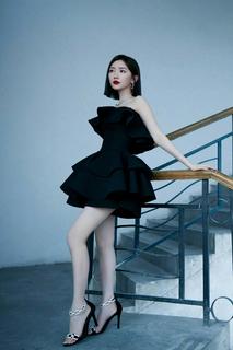 Xiaotong Mao feet photo 11