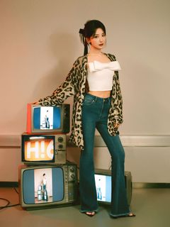 Xiaotong Mao feet photo 18