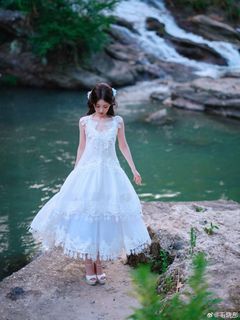 Xiaotong Mao feet photo 14