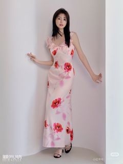 Xiaotong Mao feet photo 5