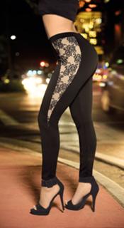 Ximena Córdoba feet photo thumbnail