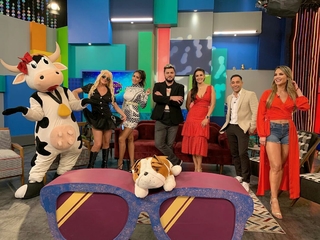 Ximena Córdoba feet photo thumbnail