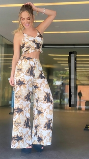 Ximena Córdoba feet photo thumbnail