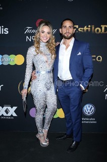 Ximena Córdoba feet photo thumbnail