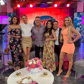 Ximena Córdoba feet photo thumbnail