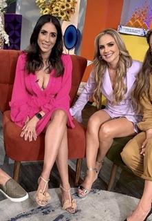Ximena Córdoba feet photo thumbnail