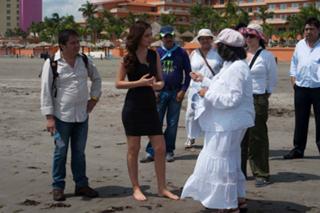 Ximena Navarrete feet photo thumbnail