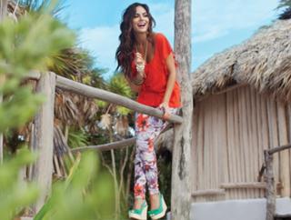 Ximena Navarrete feet photo thumbnail