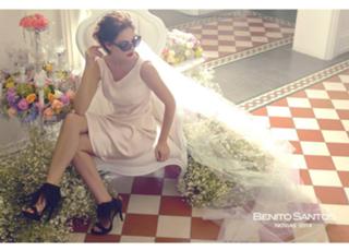 Ximena Navarrete feet photo thumbnail