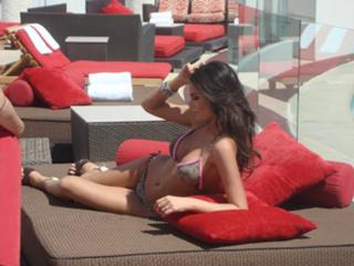 Ximena Navarrete feet photo thumbnail