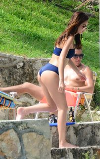 Ximena Navarrete feet photo thumbnail