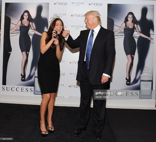 Ximena Navarrete feet photo thumbnail