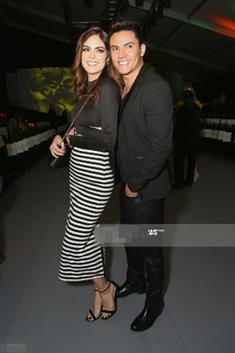 Ximena Navarrete feet photo thumbnail