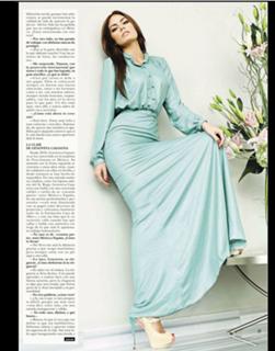 Ximena Navarrete feet photo thumbnail