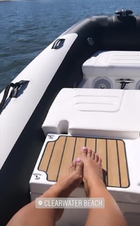 Xriss feet photo thumbnail