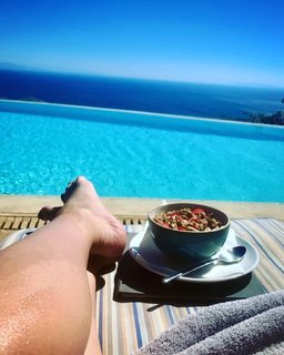 Xrysa Foskolou feet photo 1