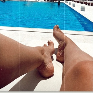 Xrysa Foskolou feet photo 10