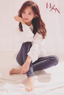 Xuanyi Wu feet photo 6
