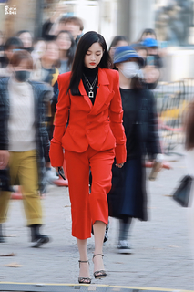 Xuanyi Wu feet photo 20