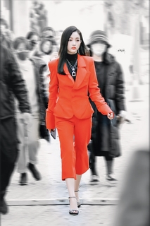 Xuanyi Wu feet photo 5