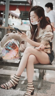 Xuanyi Wu feet photo 4