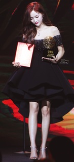 Xuanyi Wu feet photo 12