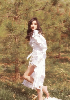 Xuanyi Wu feet photo 1