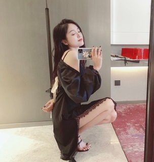 Xuanyi Wu feet photo 14