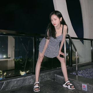 Xuanyi Wu feet photo 10
