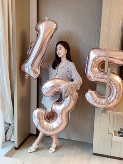 Xuanyi Wu feet photo 13