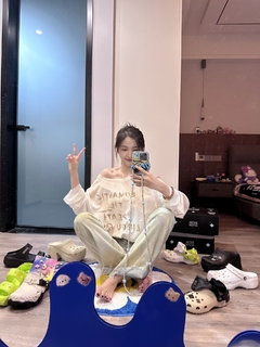Xuanyi Wu feet photo 1