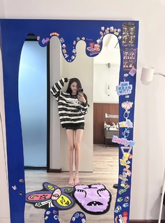 Xuanyi Wu feet photo 15