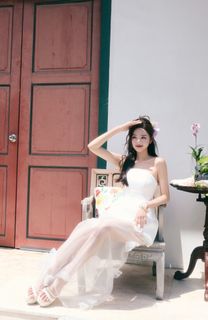 Xuanyi Wu feet photo 2