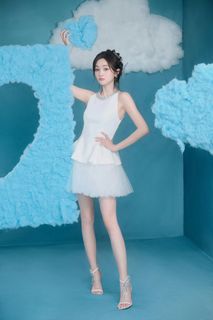 Xuanyi Wu feet photo 8
