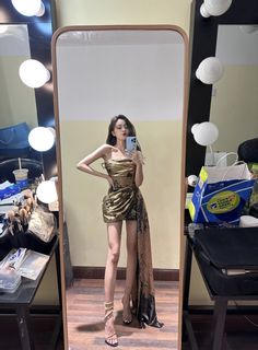 Xuanyi Wu feet photo 12